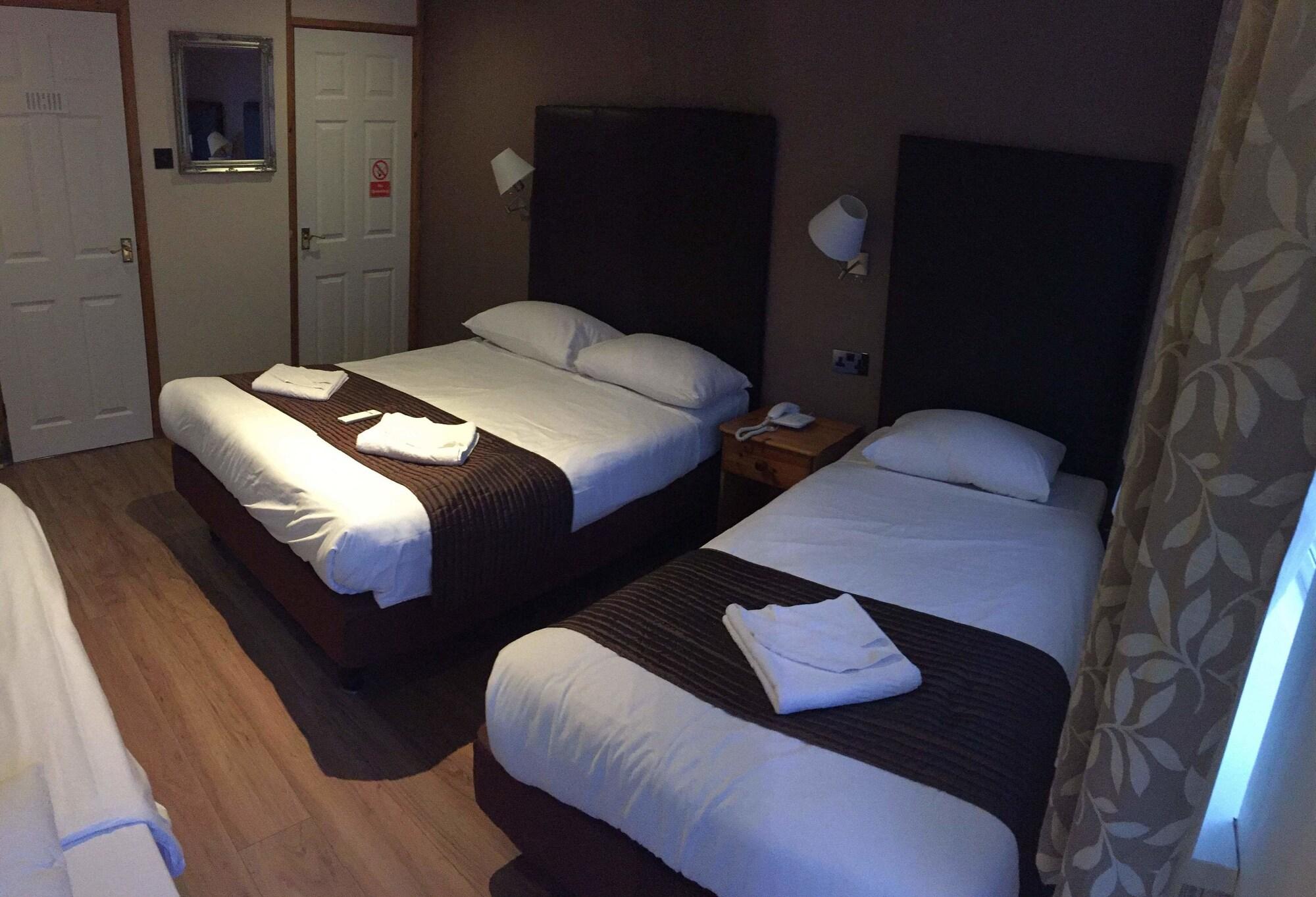 Gatwick Belmont Hotel Horley Exterior photo