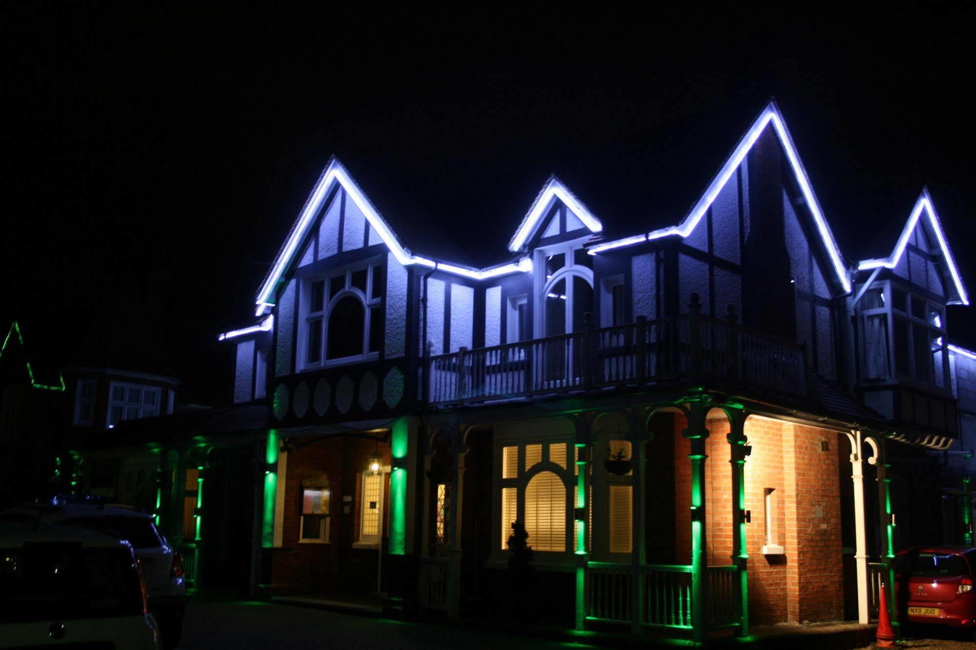 Gatwick Belmont Hotel Horley Exterior photo
